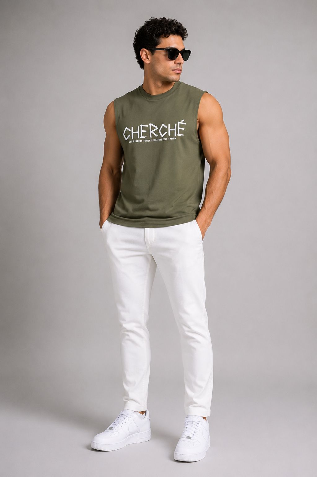 SLEEVELESS TEE